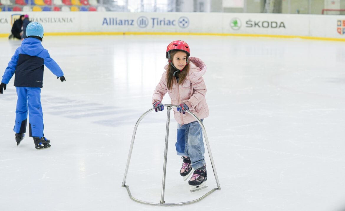 Kinderen tussen 3 en 7 jaar schaatsen in Otopeni! Ze zoeken kinderen met neigingen! “Het programma heeft grote belangstelling gekregen”