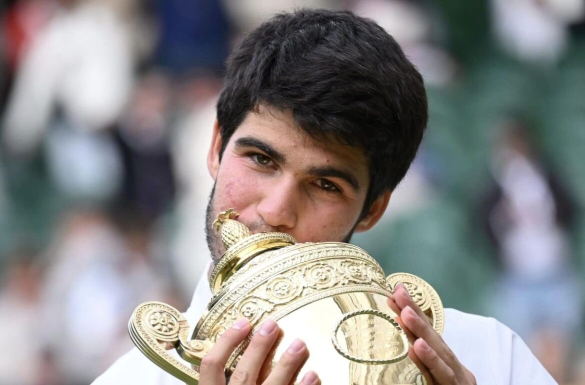Carlos Alcaraz zegevierde op Wimbledon 2023! Eerste uitspraken na het verslaan van Novak Djokovic! “Ik maak deel uit van de geschiedenis! Het is ongelooflijk!”