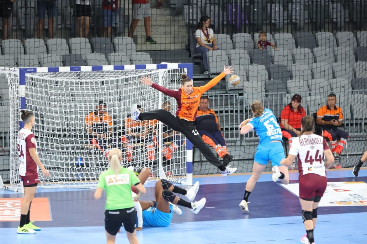CSM Boekarest heeft Rapid verslagen in de Roemeense Supercup voor vrouwenhandbal! Duidelijke overwinning voor de kampioen in Pitesti