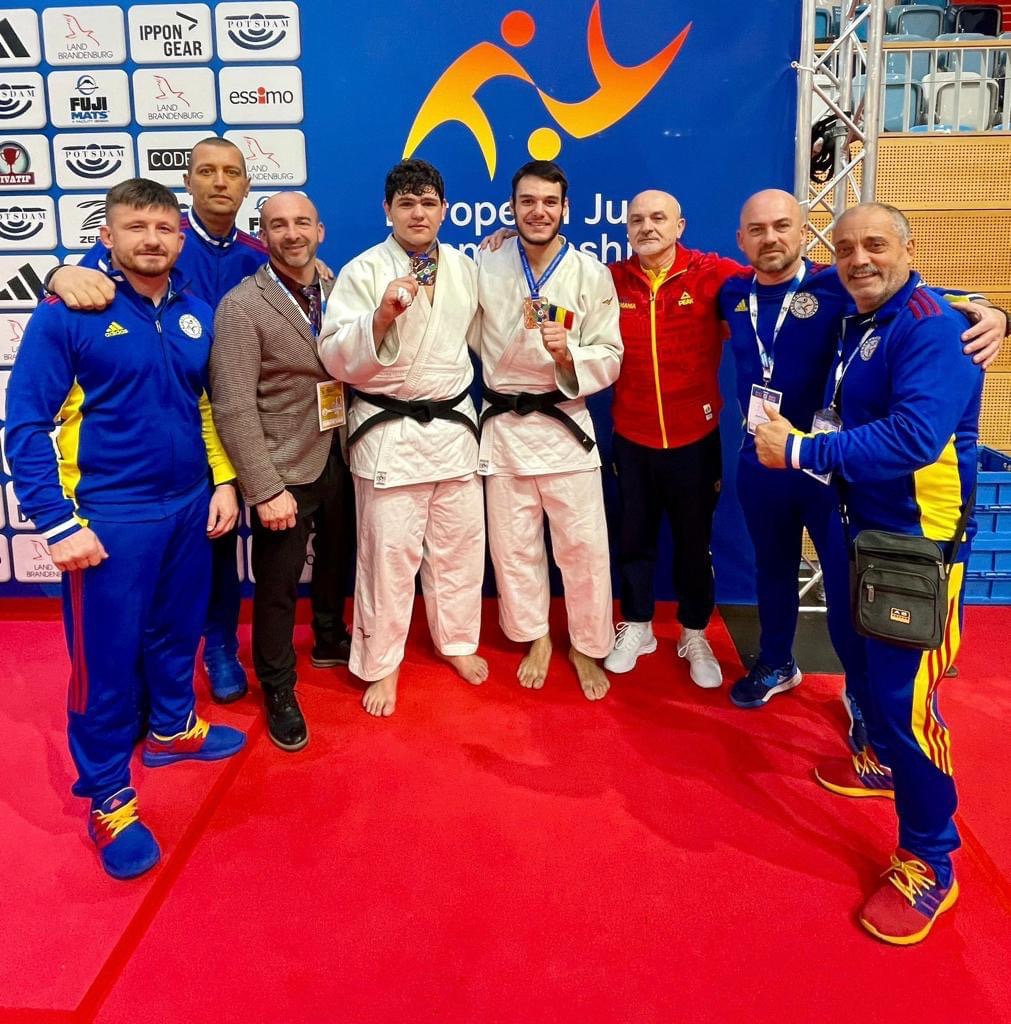 De voormalig zwemkampioen pakte brons op de Europese kampioenschappen judo!