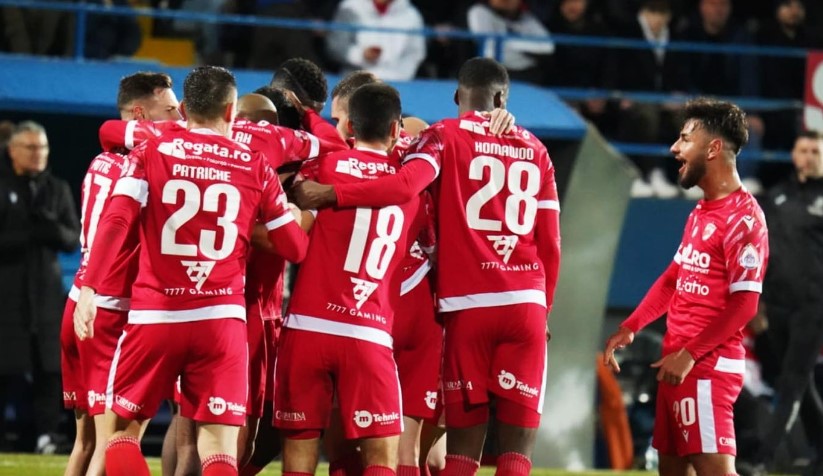 Dinamo wint van Oțelul Galati met 3-1 en verlaat de laatste PLAATS in de Superliga. Dorinel Munteanu, uitgeschakeld