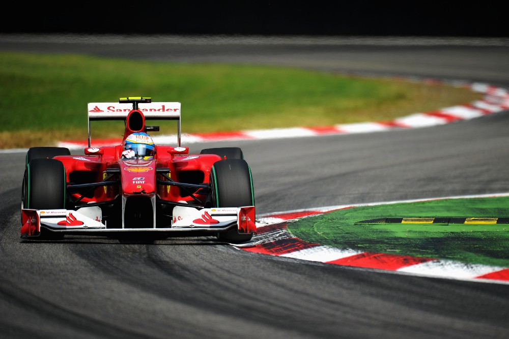 Bewogen Formule 1 Grand Prix van Australië: Fernando Alonso bestraft, Max Vestappen en Lewis Hamilton stoppen, Ferrari zegeviert